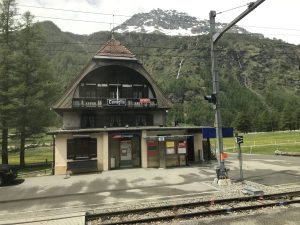 Bahnstation Cavaglia, Bernina Express, Schweiz
