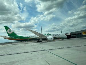 Boing 787 - Beiname Dreamliner - am Flughafen in Wien