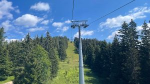 In der Gondel auf die Bürgeralpe in Mariazell