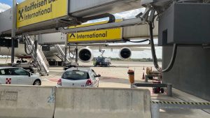 Hochgeschwindigkeits-Tanken am Flughafen Wien