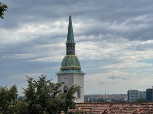 Turm der Krönungskirche St. Martin in Bratislava